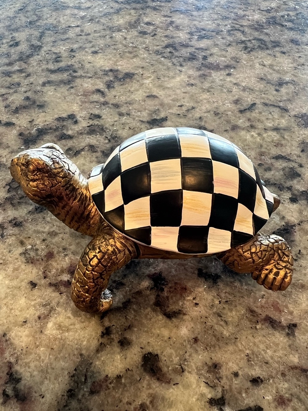 Mackenzie- Childs Turtle Pot Climber. New in box. 🐢. So cute!